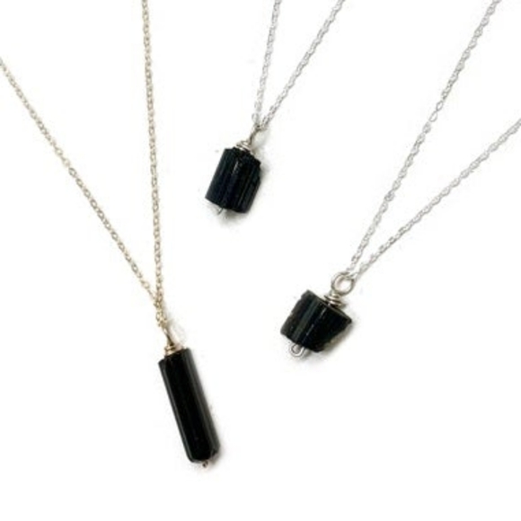 1 Rough Black Tourmaline Negative Energy Blocking Necklace - Picture 1 of 8
